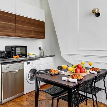 Bnbnook - Parisian Charm: 1br In Le Marais Apartment Paris